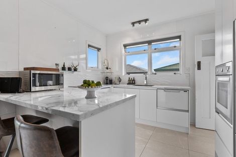 Photo of property in 46 Sanders Avenue, Westown, New Plymouth, 4310