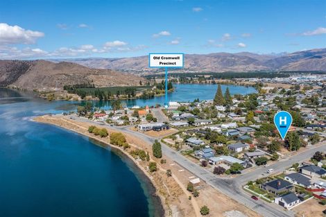 Photo of property in 8 Molyneux Avenue, Cromwell, 9310