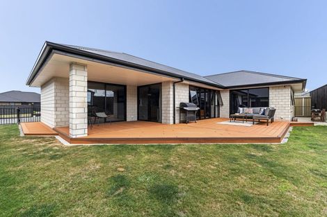 Photo of property in 25 Papawhero Drive, Bell Block, New Plymouth, 4312