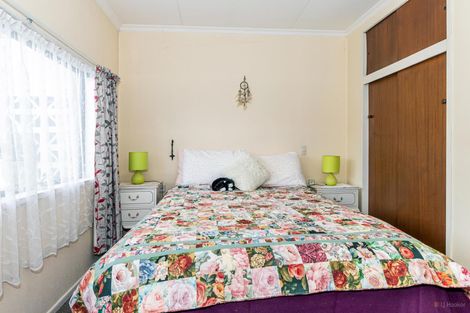 Photo of property in 5-5a Rugby Street, Waimate, 7924