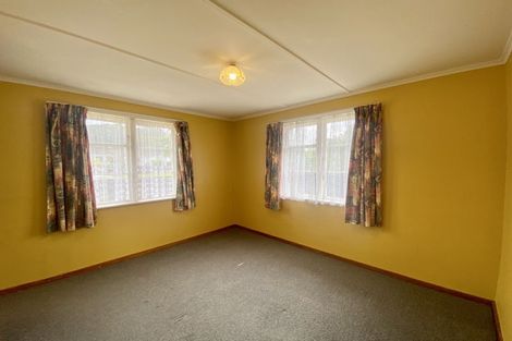 Photo of property in 4 Hazel Street, Ebdentown, Upper Hutt, 5018