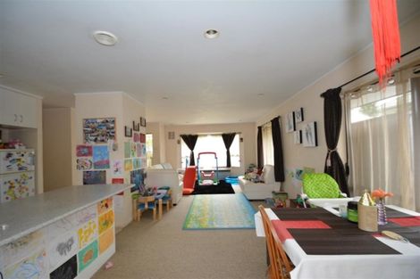 Photo of property in 6 Michael Jones Drive, Flat Bush, Auckland, 2019