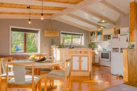 Photo of property in 6b Pokohui Avenue, Raglan, 3225