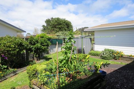 Photo of property in 5 Allman Drive, Coromandel, 3506