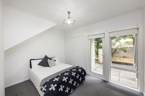 Photo of property in 38 Napier Road, Terrace End, Palmerston North, 4410