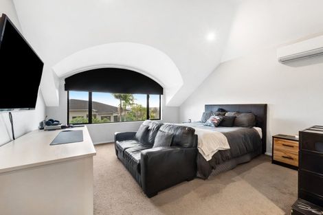 Photo of property in 7 Kerridge Close, Shamrock Park, Auckland, 2016