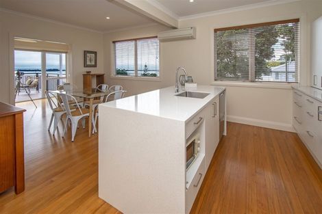 Photo of property in 51 Marama Crescent, Mount Pleasant, Christchurch, 8081