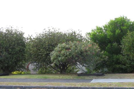 Photo of property in 9 Stapleford Crescent, Browns Bay, Auckland, 0630