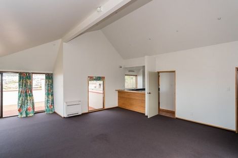 Photo of property in 10 Santa Maria Avenue, Mount Pleasant, Christchurch, 8081