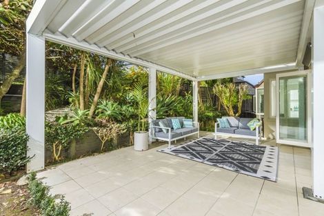 Photo of property in 72b Parr Terrace, Castor Bay, Auckland, 0620