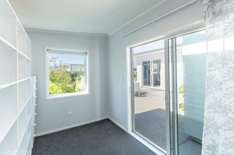 Photo of property in 13 Plains Avenue, Masterton, 5810
