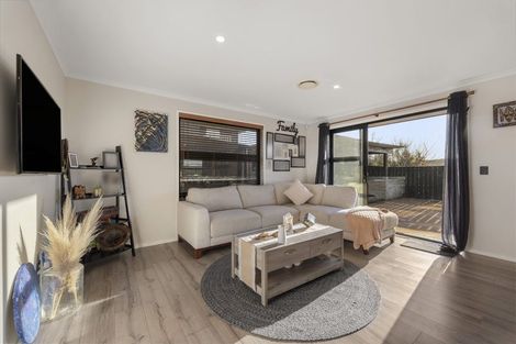 Photo of property in 15 Harriet Johnston Drive, Pokeno, 2402