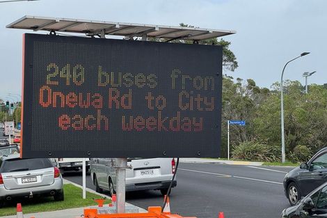 Photo of property in 3e/20 Ian Marwick Place, Birkenhead, Auckland, 0626