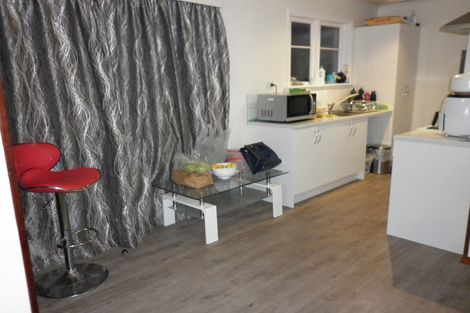 Photo of property in 43 Totara Park Road, Clouston Park, Upper Hutt, 5018