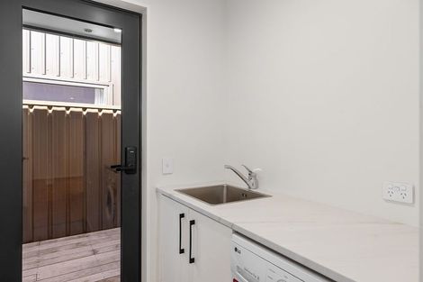 Photo of property in 28 Dunn Street, Lake Hawea, 9382