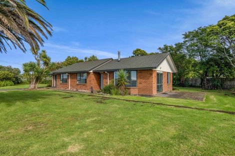 Photo of property in 40 Rona Road, Brixton, Waitara, 4382