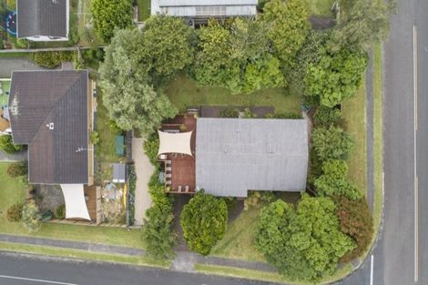 Photo of property in 2 Endeavour Avenue, Welcome Bay, Tauranga, 3112