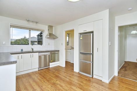 Photo of property in 1/9 Valecrest Avenue, Parklands, Christchurch, 8083