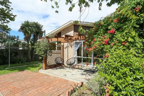 Photo of property in 138 Kendal Avenue, Burnside, Christchurch, 8053