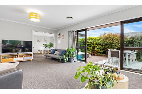 Photo of property in 61 Lowry Avenue, Redwood, Christchurch, 8051