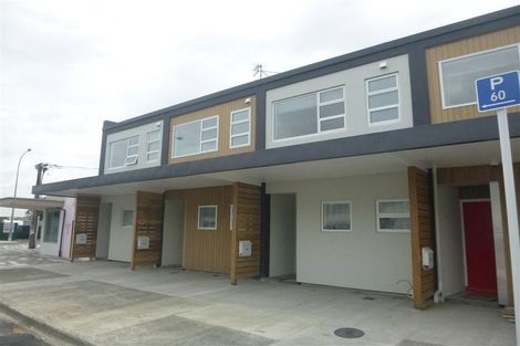 Photo of property in 44 Oxford Terrace, Hutt Central, Lower Hutt, 5011
