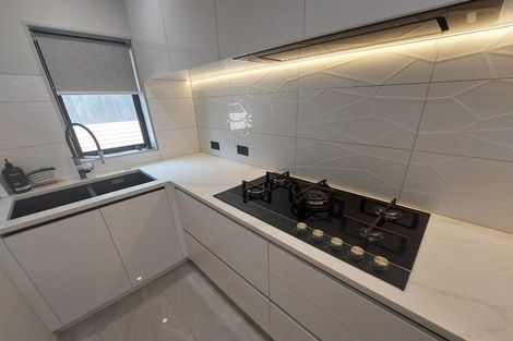 Photo of property in 6 Arataki Way, Glen Eden, Auckland, 0602