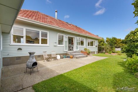 Photo of property in 39 Maungaraki Road, Korokoro, Lower Hutt, 5012