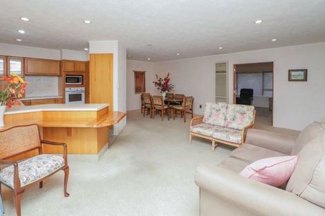 Photo of property in 12a Rimmington Drive, Hamilton Lake, Hamilton, 3204