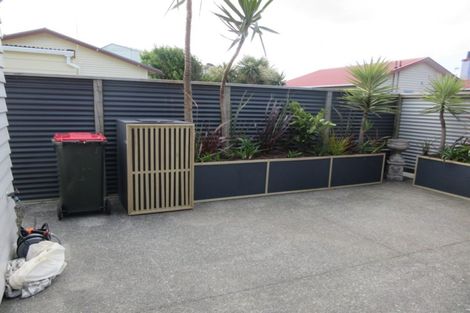 Photo of property in 8 Stone Street, Miramar, Wellington, 6022