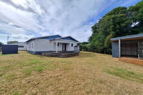 Photo of property in 18 Cumming Street, Okato, 4335