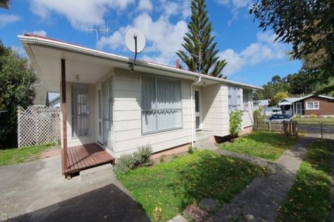 Photo of property in 12 Massey Street, Aramoho, Whanganui, 4500