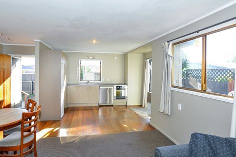 Photo of property in 805a Hastings Street North, Hastings, 4122
