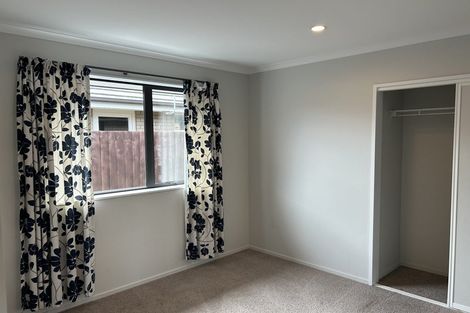 Photo of property in 17 Koareare Avenue, Halswell, Christchurch, 8025