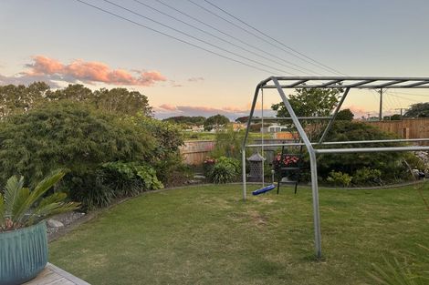 Photo of property in 31 Hutchins Street, Waitara, 4320