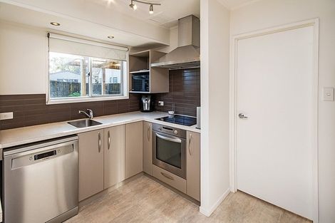 Photo of property in 5 Lorelei Place, Opaheke, Papakura, 2113