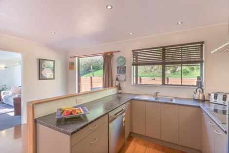 Photo of property in 11 Marne Grove, Waitangirua, Porirua, 5024