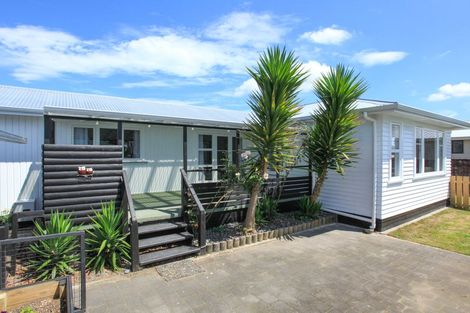 Photo of property in 4b Oak Avenue, Nawton, Hamilton, 3200