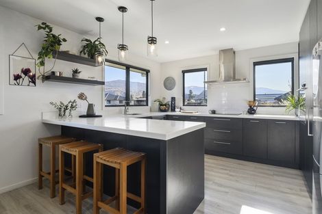 Photo of property in 33 Olds Crescent, Cromwell, 9310