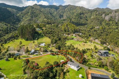 Photo of property in 285 Bellville Drive, Coromandel, 3506
