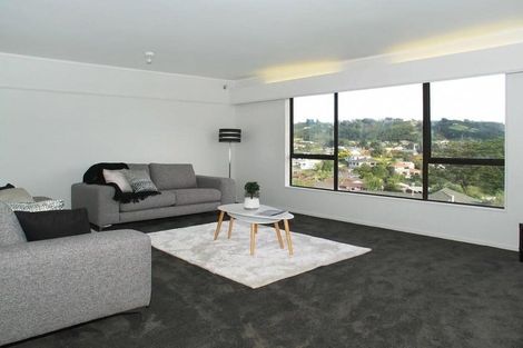 Photo of property in 32 James Cook Drive, Whitby, Porirua, 5024