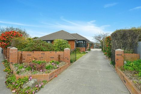 Photo of property in 192 Travis Road, New Brighton, Christchurch, 8083