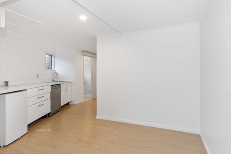 Photo of property in 3/50 May Street, Mount Maunganui, 3116