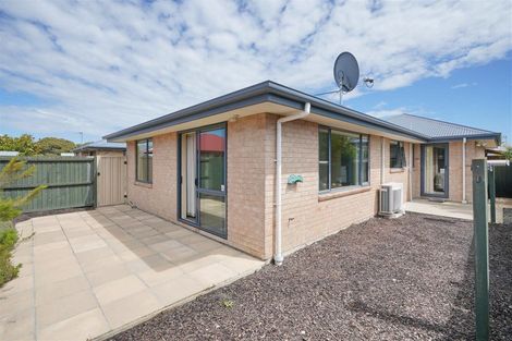 Photo of property in 8/295 Pages Road, Wainoni, Christchurch, 8061