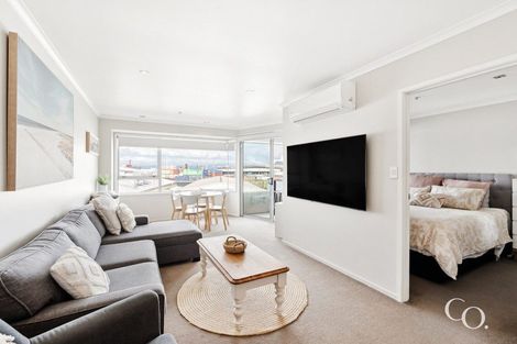 Photo of property in Algarve Apartments, 213/332 Maunganui Road, Mount Maunganui, 3116