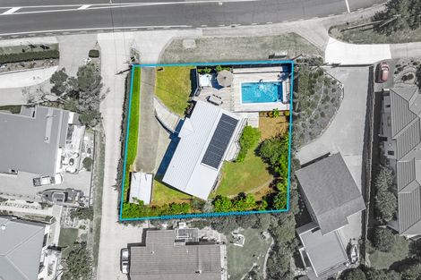 Photo of property in 300 Whangaparaoa Road, Stanmore Bay, Whangaparaoa, 0932