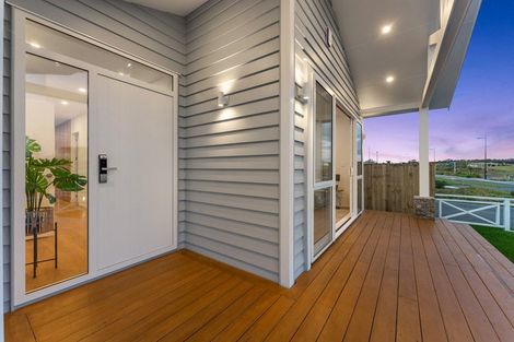 Photo of property in 113 Mutetai Road, Clarks Beach, 2122