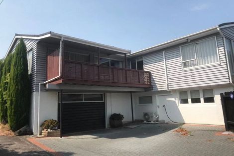 Photo of property in 17 Trafalgar Road, Milford, Auckland, 0620