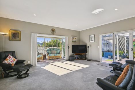 Photo of property in 2a Princess Street, Newtown, Wellington, 6021
