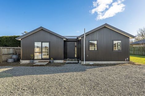 Photo of property in 12 Cherry Avenue, Darfield, 7510