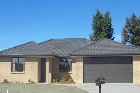 Photo of property in 16 Epping Place, Dinsdale, Hamilton, 3204